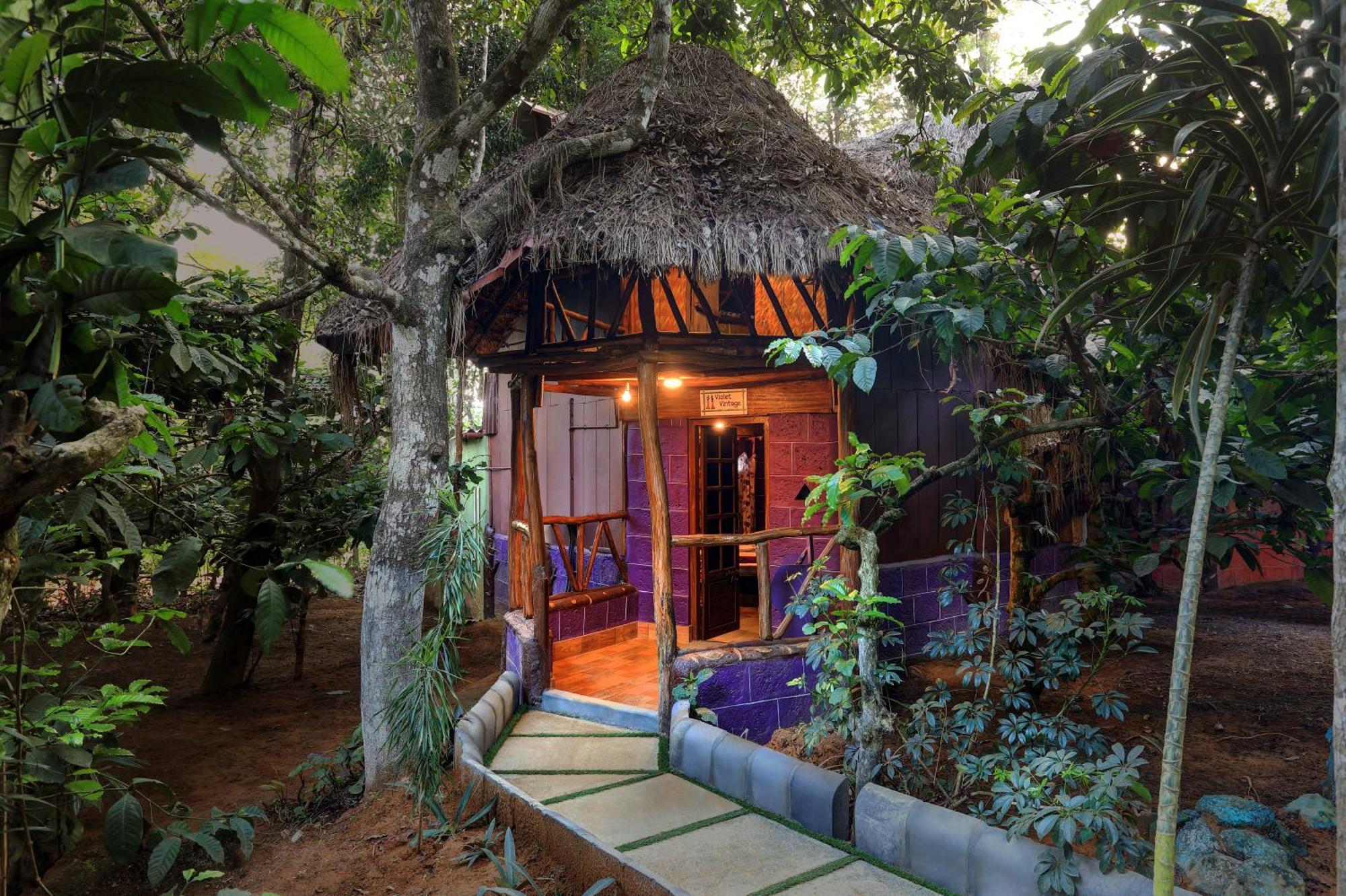 Evergreen County Retreat-India'S First Adventure Veg Retreat Virajpet Exterior photo